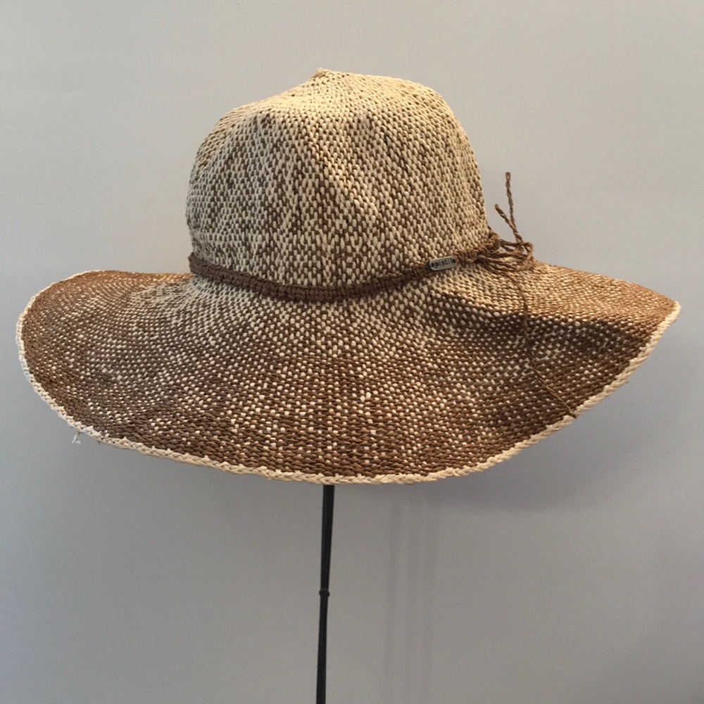 Brown/tan floppy sun hat